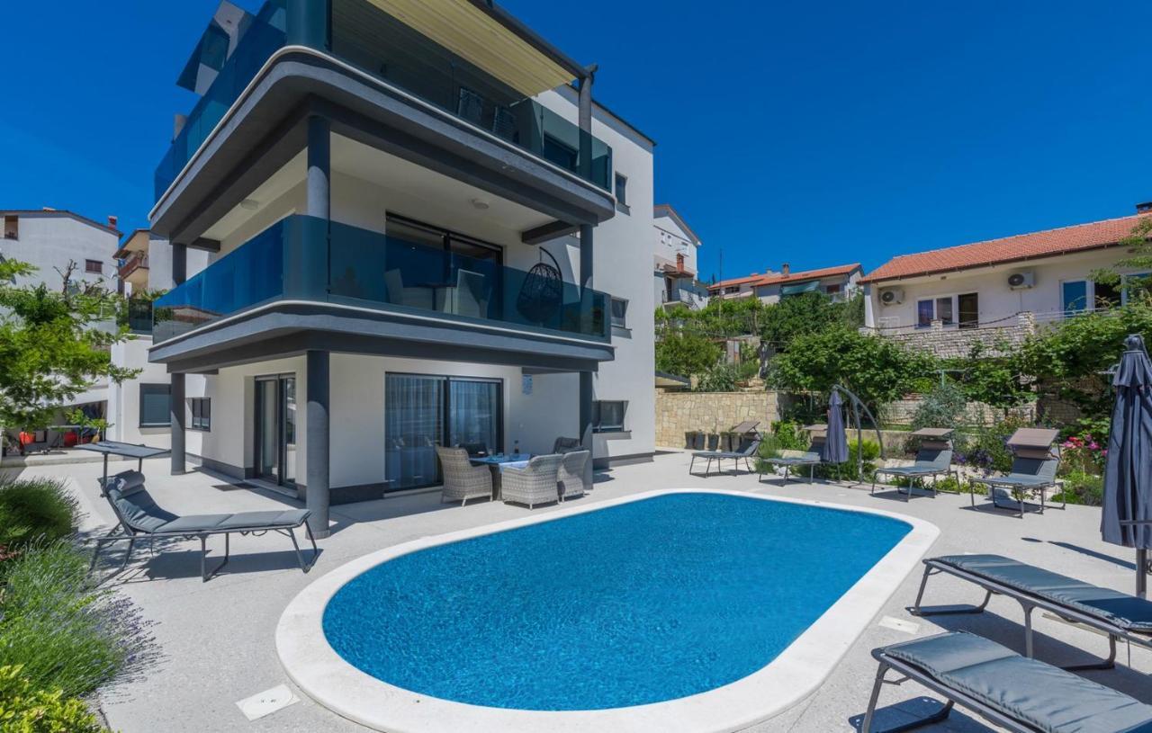 Modern Apartments With Shared Pool Near The Sea Pula Eksteriør billede