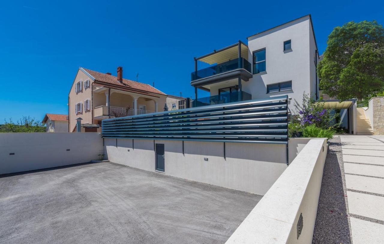 Modern Apartments With Shared Pool Near The Sea Pula Eksteriør billede